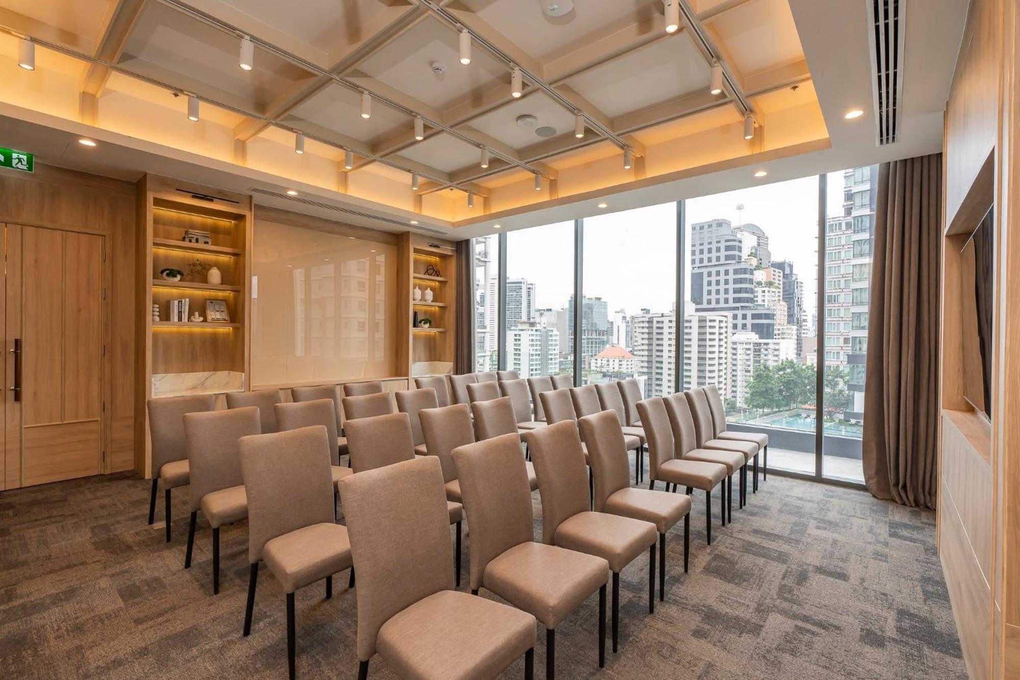 Staybridge Suites Bangkok Sukhumvit By Ihg المظهر الخارجي الصورة