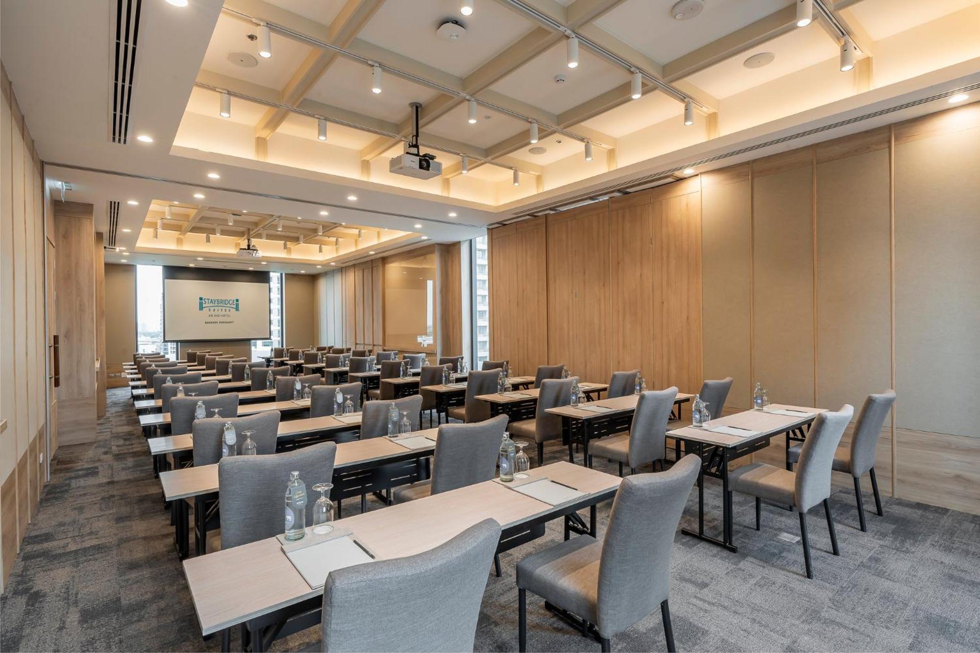 Staybridge Suites Bangkok Sukhumvit By Ihg المظهر الخارجي الصورة