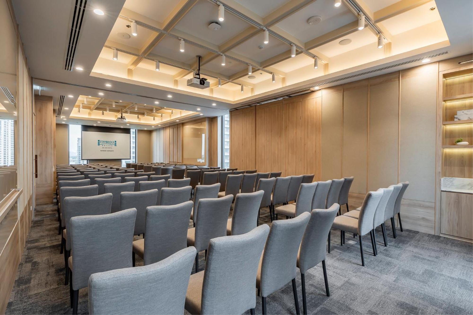 Staybridge Suites Bangkok Sukhumvit By Ihg المظهر الخارجي الصورة