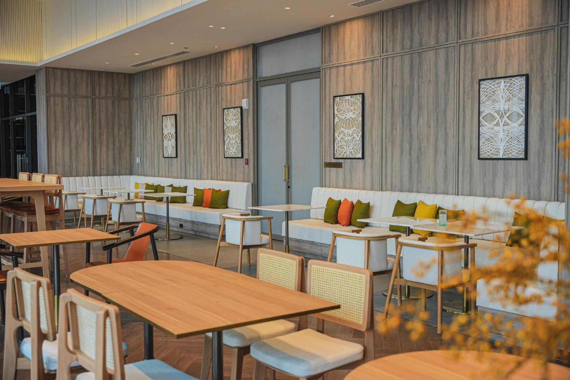 Staybridge Suites Bangkok Sukhumvit By Ihg المظهر الخارجي الصورة